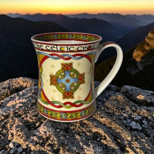 PORCELÁNOVÝ HRNEK, KELTSKÝ KŘÍŽ - UŽITNÁ KERAMIKA - STOLOVÁNÍ