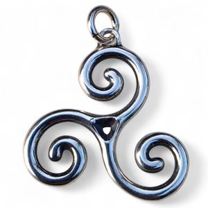 KELTSKÝ TRISKEL, STŘÍBRNÝ PŘÍVĚSEK AG 925 - PŘÍVĚSKY - STŘÍBRNÉ ŠPERKY