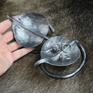 MISKA NA ŠPERKY - KOVANÉ VÝROBKY - KOVÁŘSTVÍ A MINCE