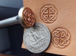 KELTSKÝ UZEL, RAZNICE DO KŮŽE - RAZNICE DO KŮŽE - SEDLÁŘSTVÍ