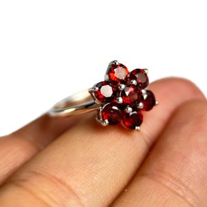 ROSA, PRSTEN, GRANÁT STŘÍBRO 925/1000 - PRSTENY - STŘÍBRNÉ ŠPERKY