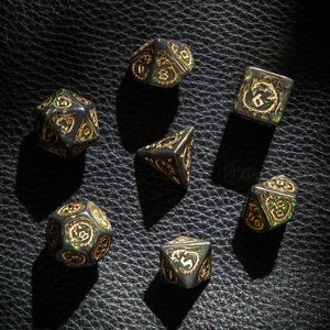 DRAGONS: NEPHRITE, SADA RPG HRACÍCH KOSTEK - HRACÍ KOSTKY A KALÍŠKY - HRY A KNIHY