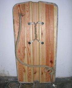 ŠTÍT PAVÉZA, 105 CM - ŠTÍTY LIVING HISTORY - ZBROJE