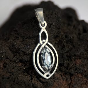 MAIA, STŘÍBRNÝ PŘÍVĚSEK S MODRÝM TOPAZEM, AG 925 - PŘÍVĚŠKY S KAMENY, STŘÍBRO - STŘÍBRNÉ ŠPERKY