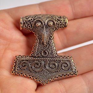 VELKÉ HAVRANÍ THOROVO KLADIVO, KABARA, ŠVÉDSKO, BRONZ - PŘÍVĚSKY - ŠPERKY