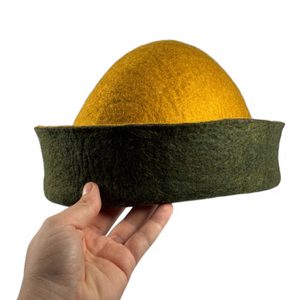 STŘEDOVĚKÁ PLSTĚNÁ ČEPICE, VLNA - POKRÝVKY HLAVY - MÓDA
