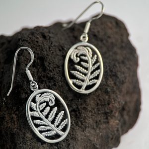 KAPRADÍ, STŘÍBRNÉ NÁUŠNICE, AG 925 - NÁUŠNICE - STŘÍBRNÉ ŠPERKY