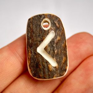 KENAZ, RUNA, TALISMAN Z PAROHU - KOST A PAROH - ŠPERKY