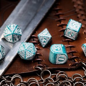 VIKING MODERN DICE SET: MJOLNIR, SADA RPG HRACÍCH KOSTEK - HRACÍ KOSTKY A KALÍŠKY - HRY A KNIHY