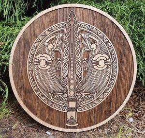 GUNGNIR NÁSTĚNNÁ DEKORACE 45CM DUB PÁLENÝ - DŘEVĚNÉ OBRAZY - HOME DECOR