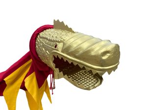 ŘÍMSKÝ STANDARD DRACO – SYMBOL MOCI A ODVAHY - VLAJKY A KOROUHVE - MÓDA