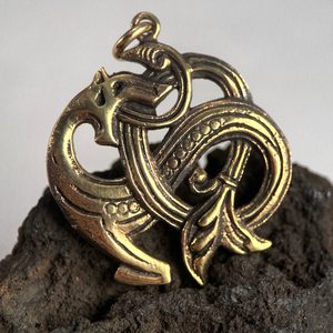VIKINSKÝ MOŘSKÝ DRAK, BRONZOVÝ AMULET - PŘÍVĚSKY - ŠPERKY