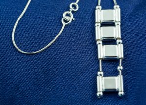 WIOLA, STŘÍBRNÝ NÁHRDELNÍK S JANTAREM, AG 925 - ŠPERKY S JANTAREM - STŘÍBRNÉ ŠPERKY