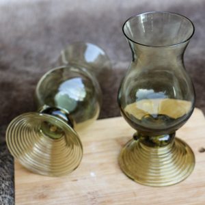 RUM SKLENIČKY, ZELENÉ LESNÍ SKLO SADA 2 KUSY - HISTORICKÉ SKLO - STOLOVÁNÍ