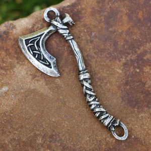 VÁLEČNÁ SEKERA, PŘÍVĚŠEK ZINEK - STŘEDOVĚKÉ AMULETY - ŠPERKY