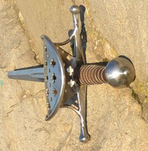 LEVORUČNÍ RENESANČNÍ DÝKA, PRO ŠERM - DÝKY NA ŠERM - ZBRANĚ