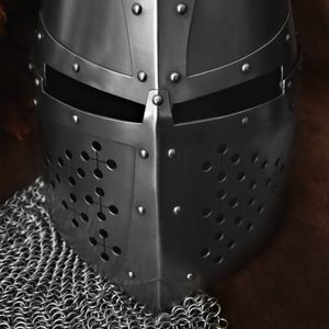 KBELCOVÁ PŘILBA S KŘÍŽI - STŘEDOVĚKÉ PŘILBY - ZBROJE