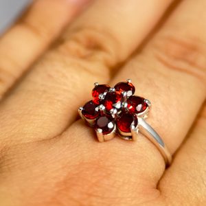 ROSA, PRSTEN, GRANÁT STŘÍBRO 925/1000 - PRSTENY - STŘÍBRNÉ ŠPERKY