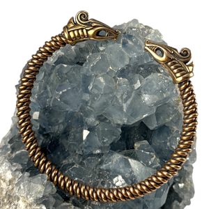 JELLING - VIKINGSKÝ DRAK, NÁRAMEK, BRONZ - NÁRAMKY - ŠPERKY