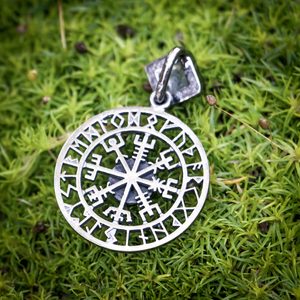 VEGVISIR - KOMPAS, ISLANDSKÁ RUNA, PŘÍVĚŠEK, STŘÍBRO 925, AKVAMARIN - PŘÍVĚSKY{% if kategorie.adresa_nazvy[0] != zbozi.kategorie.nazev %} - STŘÍBRNÉ ŠPERKY, ZLATÉ{% endif %}