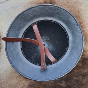 ŽELEZNÝ KLOBOUK, NÝTOVANÝ, STOCKHOLM 1300 - STŘEDOVĚKÉ PŘILBY - ZBROJE