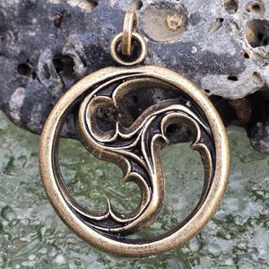 GOTICKÝ TRISKEL, OKNO KATEDRÁLY, PŘÍVĚSEK, ZINEK, STAROMOSAZ - STŘEDOVĚKÉ AMULETY - ŠPERKY