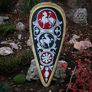 ROMÁNSKÝ MANDLOVÝ ŠTÍT - ŠTÍTY STŘEDOVĚKÉ - ZBROJE