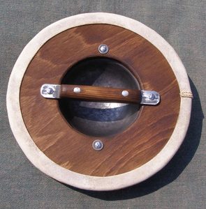 PĚSTNÍ ŠTÍT, 30 CM - ŠTÍTY STŘEDOVĚKÉ - ZBROJE
