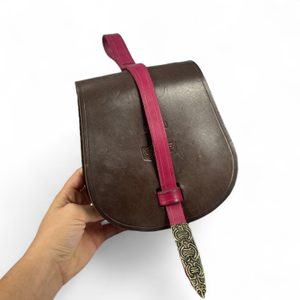 MJÖLLNIR, KOŽENÁ TAŠVICE - BRAŠNY Z KŮŽE - SEDLÁŘSTVÍ