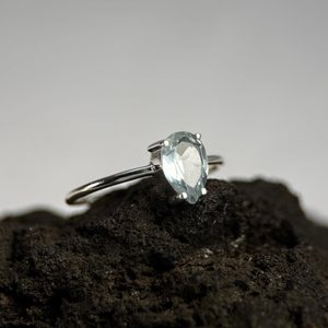 VIENNA, PRSTEN, MODRÝ TOPAZ, STŘÍBRO 925/1000 - PRSTENY - STŘÍBRNÉ ŠPERKY