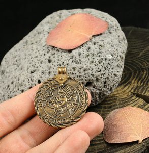 BRAKTEÁT VADSTENA, BRONZ - PŘÍVĚSKY - ŠPERKY