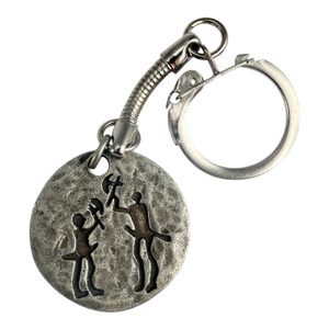 VÁLEČNÍCI KLÍČENKA, VÁLEČNICKÝ AMULET, SKALNÍ RYTINA TANUM, ŠVÉDSKO, ZINEK - KLÍČENKY Z KOVU - ŠPERKY