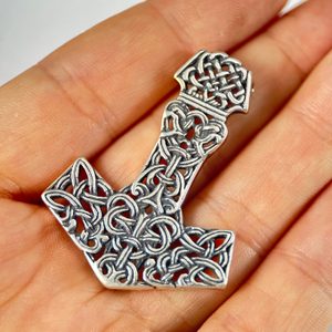 MJÖLNIR THOROVO KLADIVO STŘÍBRNÝ PŘÍVĚSEK, AG 925 - PŘÍVĚSKY - STŘÍBRNÉ ŠPERKY