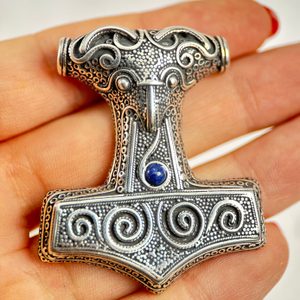 SCANIA - THOROVO KLADIVO, STŘÍBRNÝ PŘÍVĚSEK, AG 925 A LAPIS LAZULI - PŘÍVĚSKY - STŘÍBRNÉ ŠPERKY