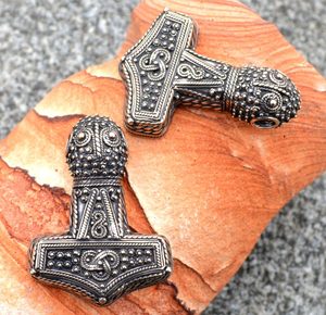 THOROVO KLADIVO, ÖLAND, ŠVÉDSKO, BRONZ - PŘÍVĚSKY - ŠPERKY