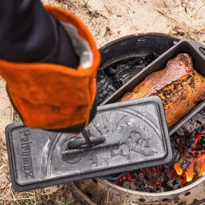 LITINOVÁ PEČÍCÍ FORMA S VÍKEM K4 PETROMAX - OSTATNÍ BUSHCRAFT VÝROBKY - TÁBOŘENÍ A ŘEMESLA