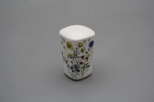 EUREKA, PEPŘENKA/SYPÁTKO NA PEPŘ, ČESKÝ PORCELÁN - UŽITNÁ KERAMIKA - STOLOVÁNÍ