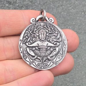 KELTSKÝ MEDAILON CERNUNNOS - KELTSKÉ AMULETY - ŠPERKY