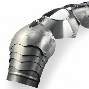 NÁKRČNÍK A RAMENA - OSTATNÍ ČÁSTI ZBROJE - ZBROJE