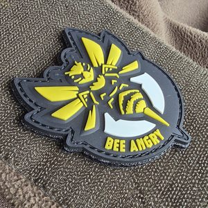 BEE ANGRY - NÁŠIVKA PVC - NÁŠIVKY - MÓDA