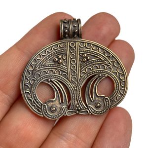 VIKINGSKÁ LUNETA, MOESGAARD, DÁNSKO, BRONZ - PŘÍVĚSKY - ŠPERKY