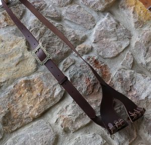 ZÁVĚSNÍK NA RAPÍR - BANDALÍR HNĚDÝ - PŘÍSLUŠENSTVÍ K MEČŮM - ZBRANĚ