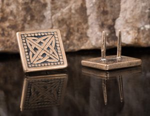 KELTSKÝ UZEL, GLENDALOUGH, IRSKO, BRONZOVÝ NÝTEK - SPONY A KOVÁNÍ - SEDLÁŘSTVÍ