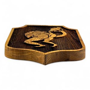 BEZEDNÁ DÍRA, DŘEVĚNÝ ŠTÍT NA STĚNU, KINGDOM COME: DELIVERANCE 2, MALÁ - KINGDOM COME: DELIVERANCE II