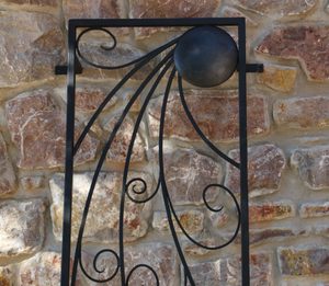 COMET - TRELÁŽ ZAHRADNÍ DOPLNĚK K POPÍNAVÝM ROSTLINÁM - KOVANÉ VÝROBKY - KOVÁŘSTVÍ A MINCE