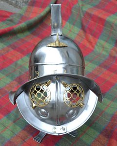 GLADIÁTORSKÁ PŘILBA, POMPEJE, ROK 79 - STAROVĚKÉ PŘILBY - ZBROJE