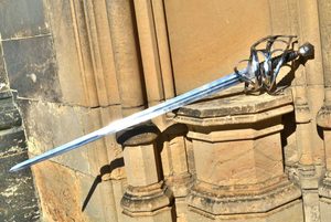 SCHIAVONA, BENÁTSKÝ MEČ, MUZEJNÍ REPLIKA - RŮZNÉ MEČE A ZBRANĚ - ZBRANĚ