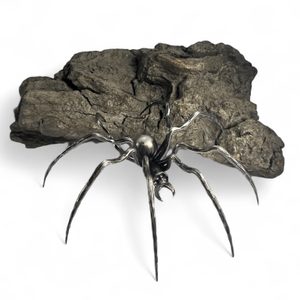 ČERNÁ VDOVA, KOVANÝ PAVOUK, FIGURKA - KOVANÉ VÝROBKY - KOVÁŘSTVÍ A MINCE