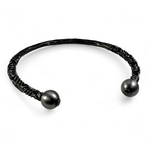 KOVANÝ TORQUES UKONČENÝ KULIČKAMI - KOVANÉ VÝROBKY - KOVÁŘSTVÍ A MINCE