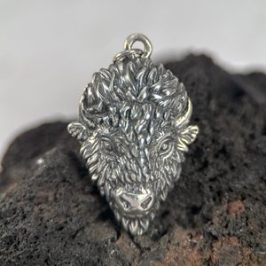 TATANKA - BIZON STŘÍBRNÝ PŘÍVĚSEK, AG 925 - PŘÍVĚSKY - STŘÍBRNÉ ŠPERKY